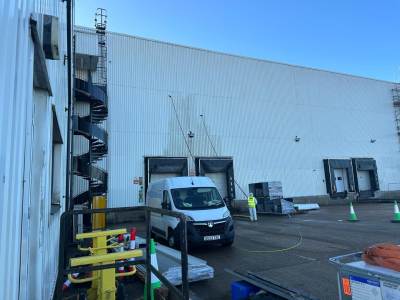 Industrial unit cladding cleaning