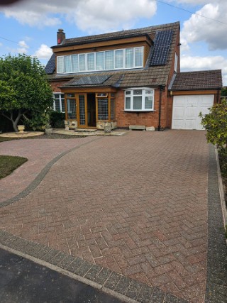 Imprinted concrete driveway cleaning