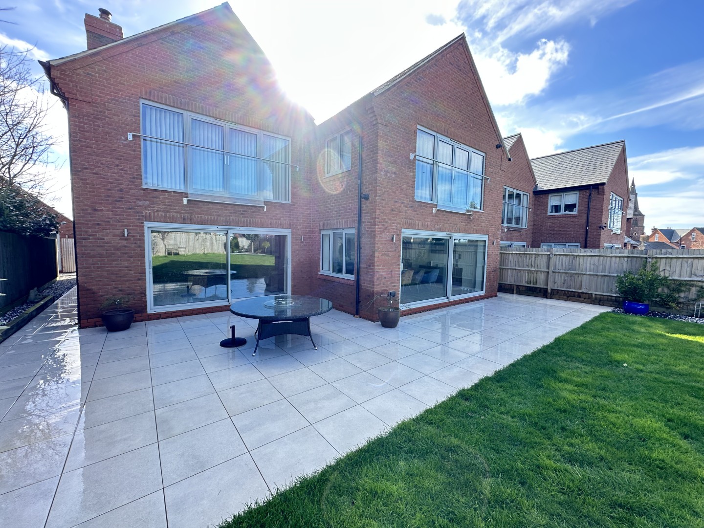 Commercial exterior cleaning